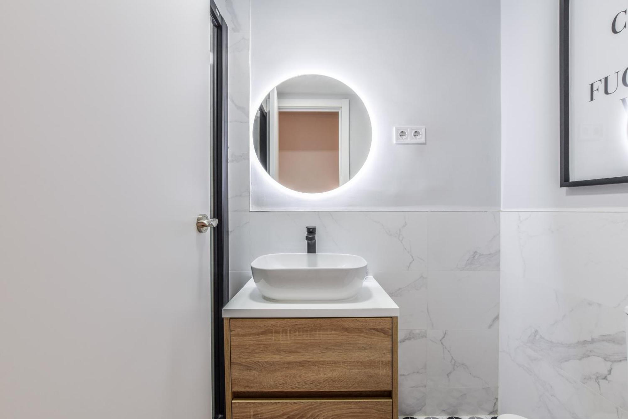 מדריד Apartamentos Reformados En Tirso De Molina Act מראה חיצוני תמונה