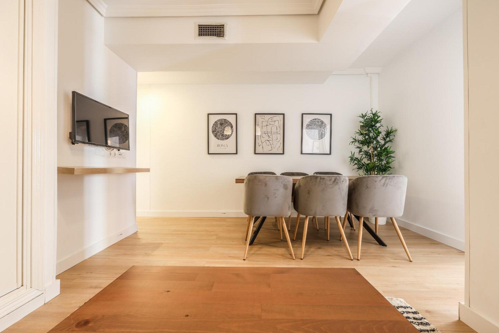 מדריד Apartamentos Reformados En Tirso De Molina Act מראה חיצוני תמונה