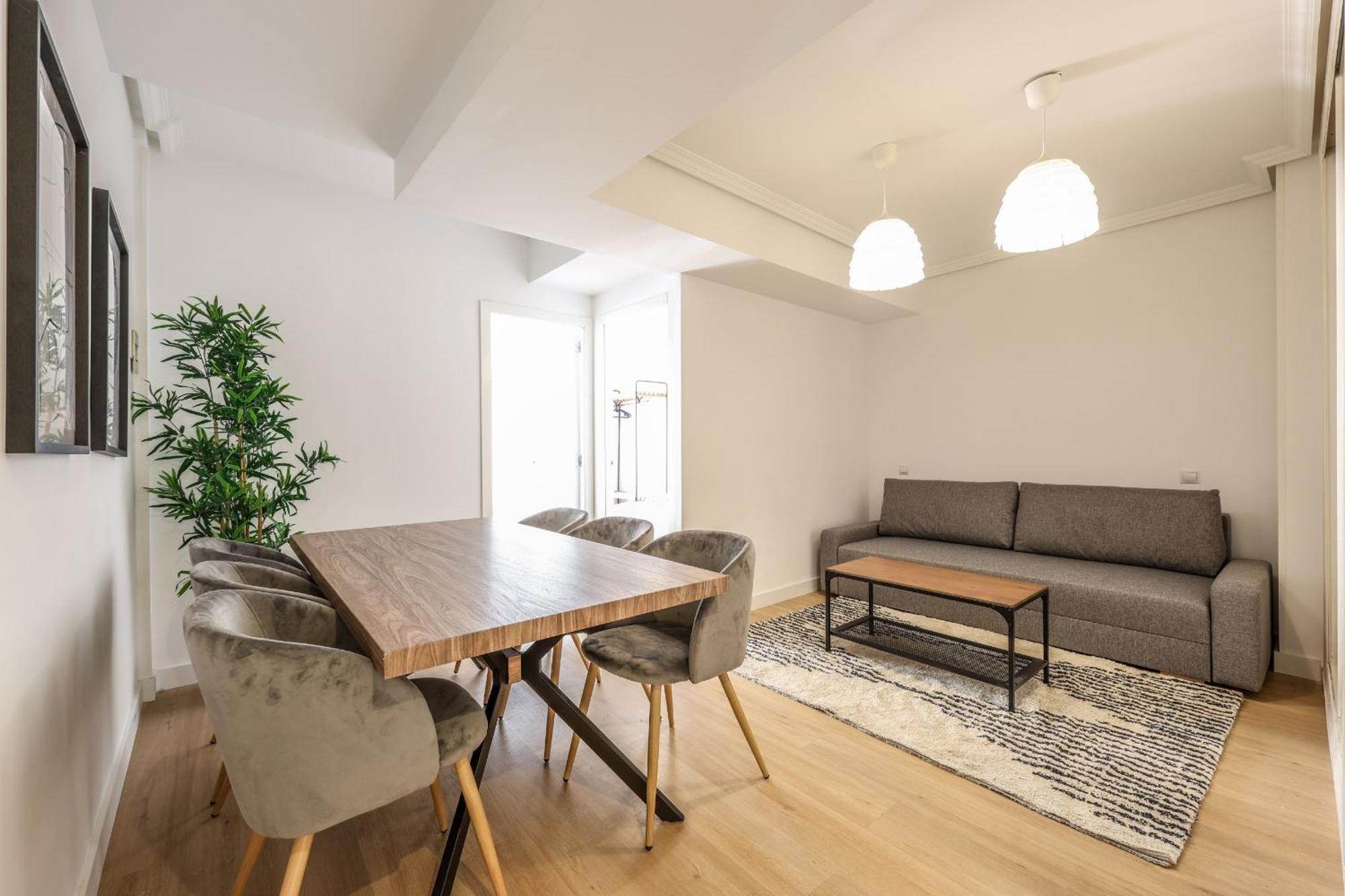 מדריד Apartamentos Reformados En Tirso De Molina Act מראה חיצוני תמונה