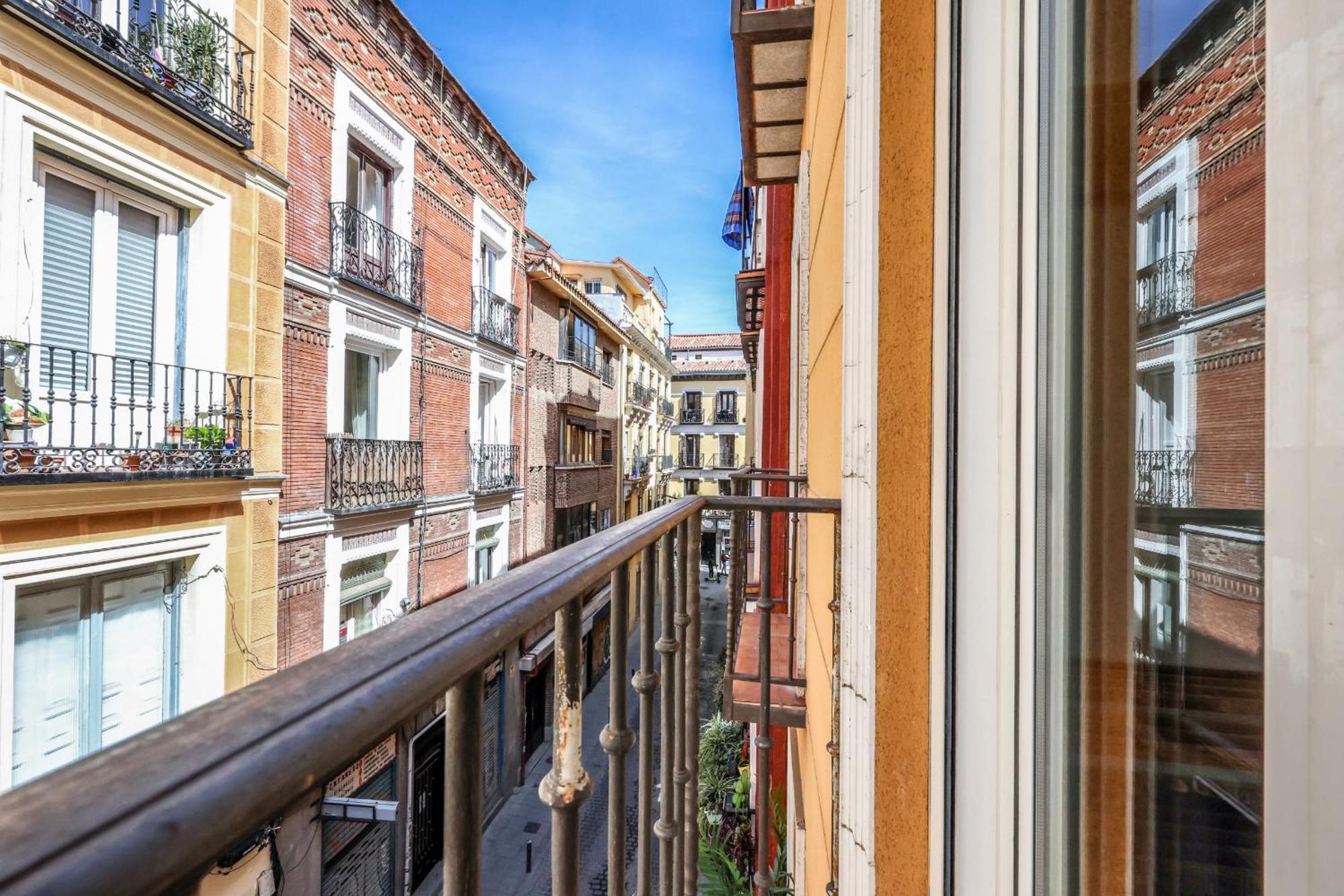 מדריד Apartamentos Reformados En Tirso De Molina Act מראה חיצוני תמונה
